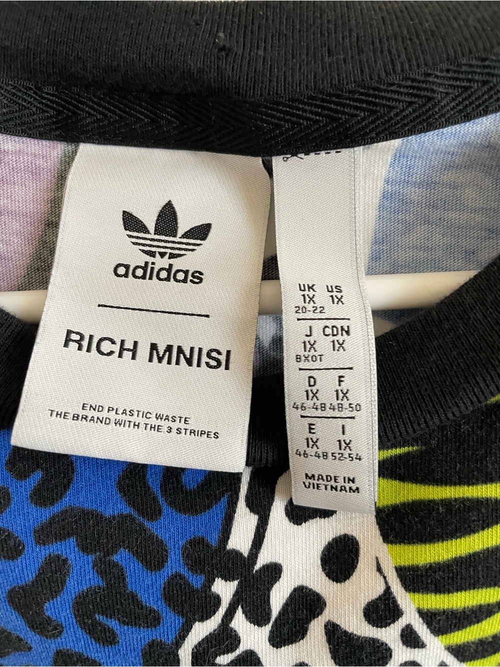 adidas Black Multicolor Graphic Trefoil Tee - Picture 3 of 3